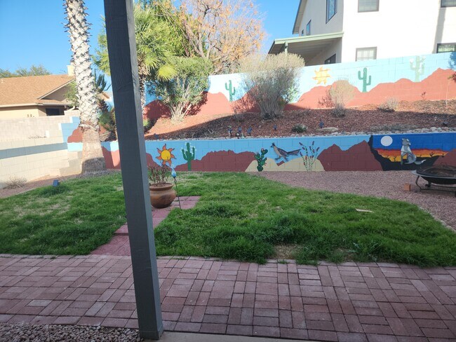 Foto del edificio - 8874 N Hersey Way