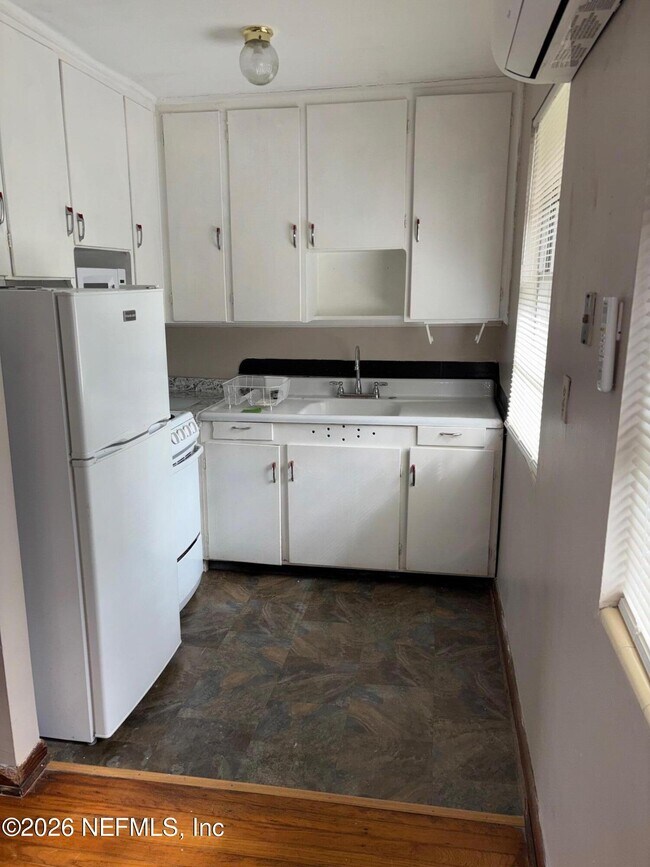 Foto del edificio - 2898 Olga Pl