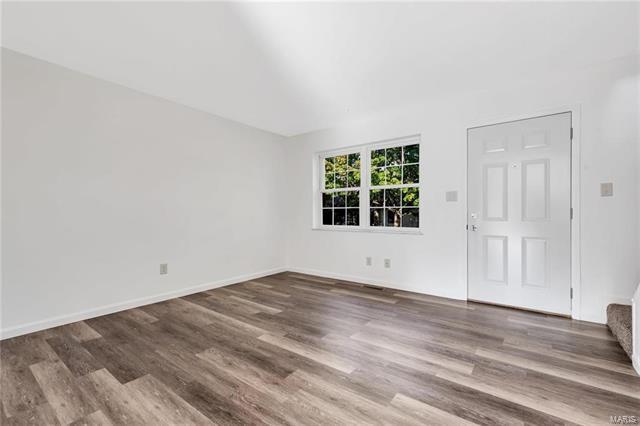Building Photo - 135 Shadalane Walk