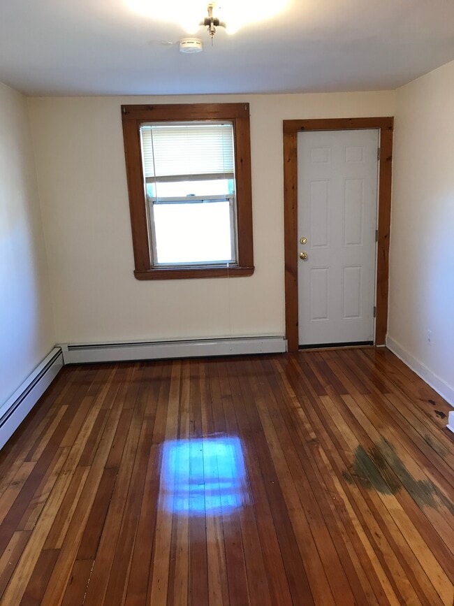 Building Photo - 187 Tremont St