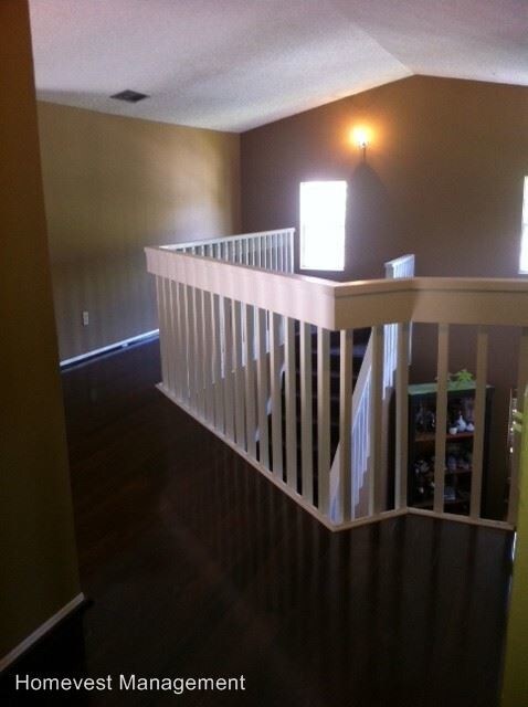 Foto del edificio - 4 br, 2.5 bath House - 6611 Piccadilly Lane