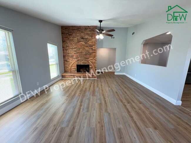 Foto del edificio - 8917 Vernon Dr