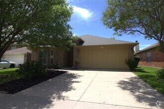 Building Photo - 5308 Vista Verde Dr