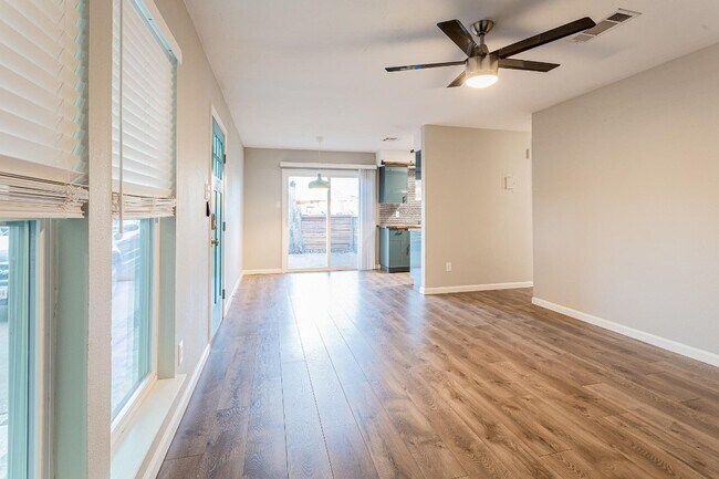 Building Photo - 7709 Eastcrest Dr