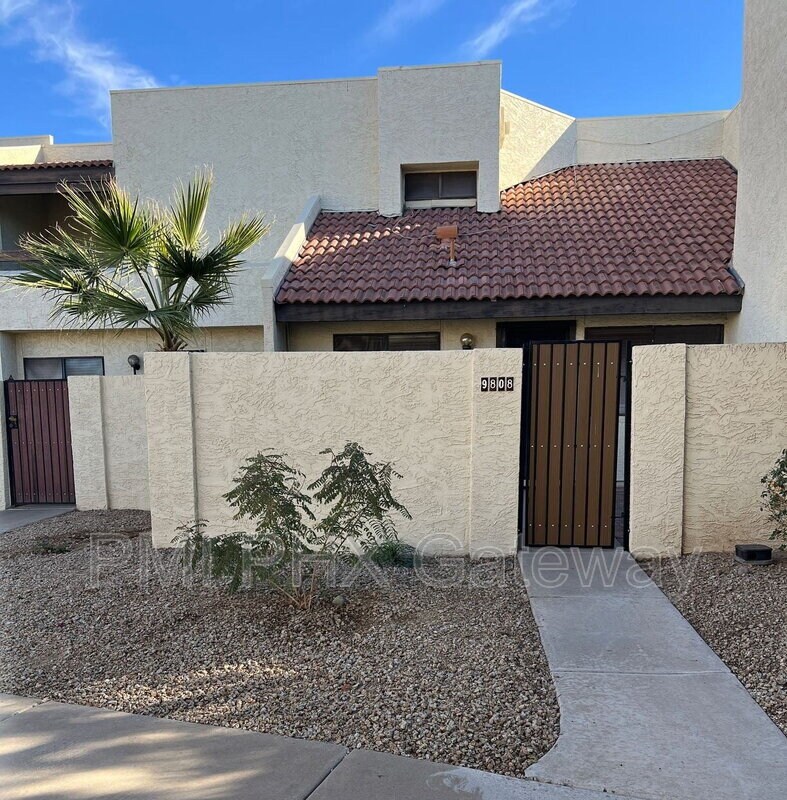 Foto principal - 9808 N 5th St