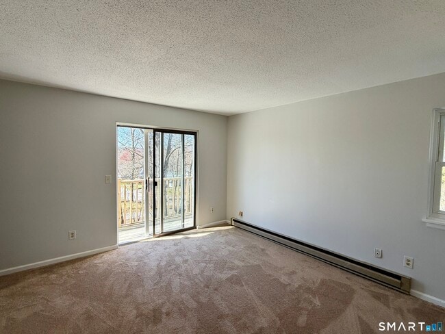 Building Photo - 84 Wilmot St