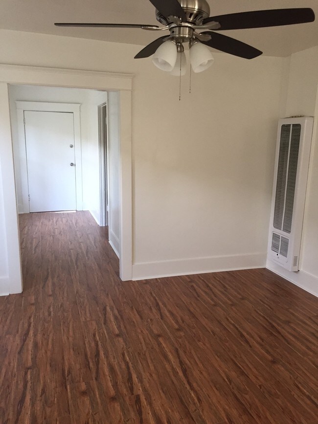 Dining nook - 2 Duplexes