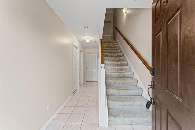 Building Photo - 2905 Crawford St