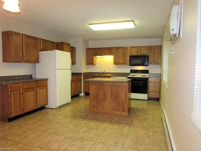 Foto del edificio - 402 Woodland Ave