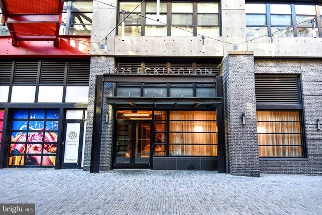 Foto del edificio - 1625 Eckington Pl NE
