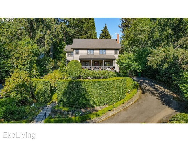 Foto del edificio - 5 br, 3.5 bath House - 3900 SW Dosch Rd