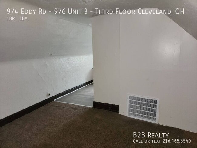 Building Photo - 974 Eddy Rd