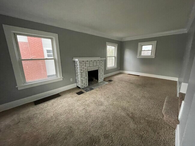 Foto del edificio - 866 S Hawkins Ave
