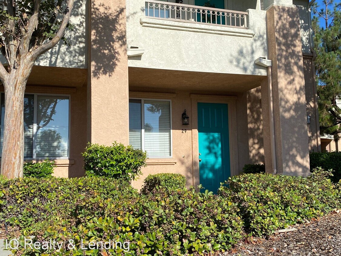 11408 Via Rancho San Diego, El Cajon, CA 92019 House Rental in El