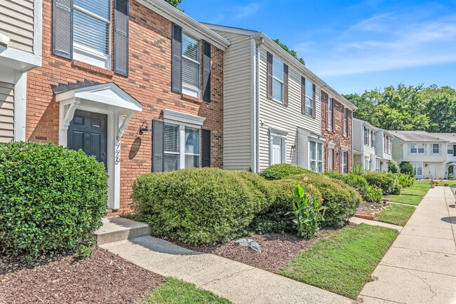 Building Photo - 9726 Old Gate Dr