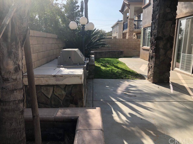 Building Photo - 12237 Iron Stone Dr