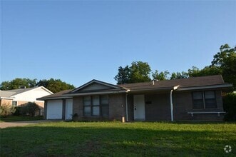 Building Photo - 8108 Redwood Dr