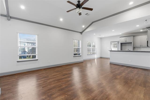 Foto del edificio - 1005 G W Jackson Ave