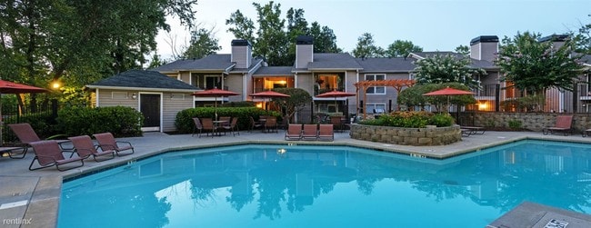 Building Photo - 100 Knights Ct
