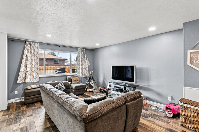 Foto del edificio - Great Location in Lakewood!