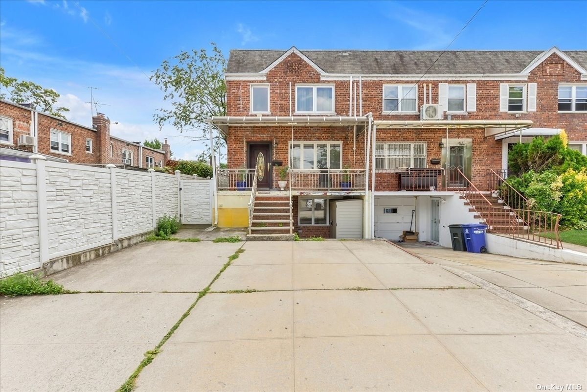 Primary Photo - 164-10 Jewel Ave