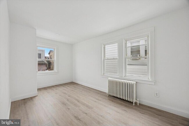 Foto del edificio - 25 N Pennock Ave