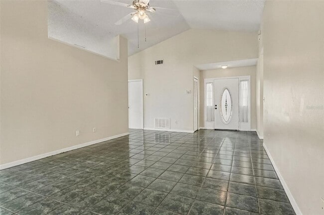 Building Photo - 1061 Manigan Ave