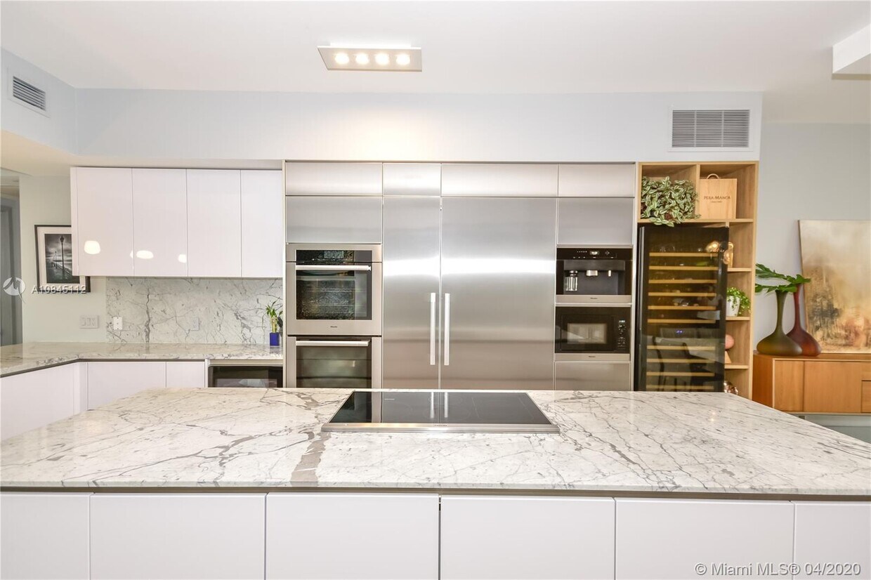 Foto principal - 5500 Island Estates Dr