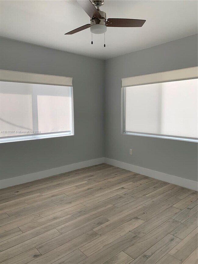 Building Photo - 942 Lenox Ave.