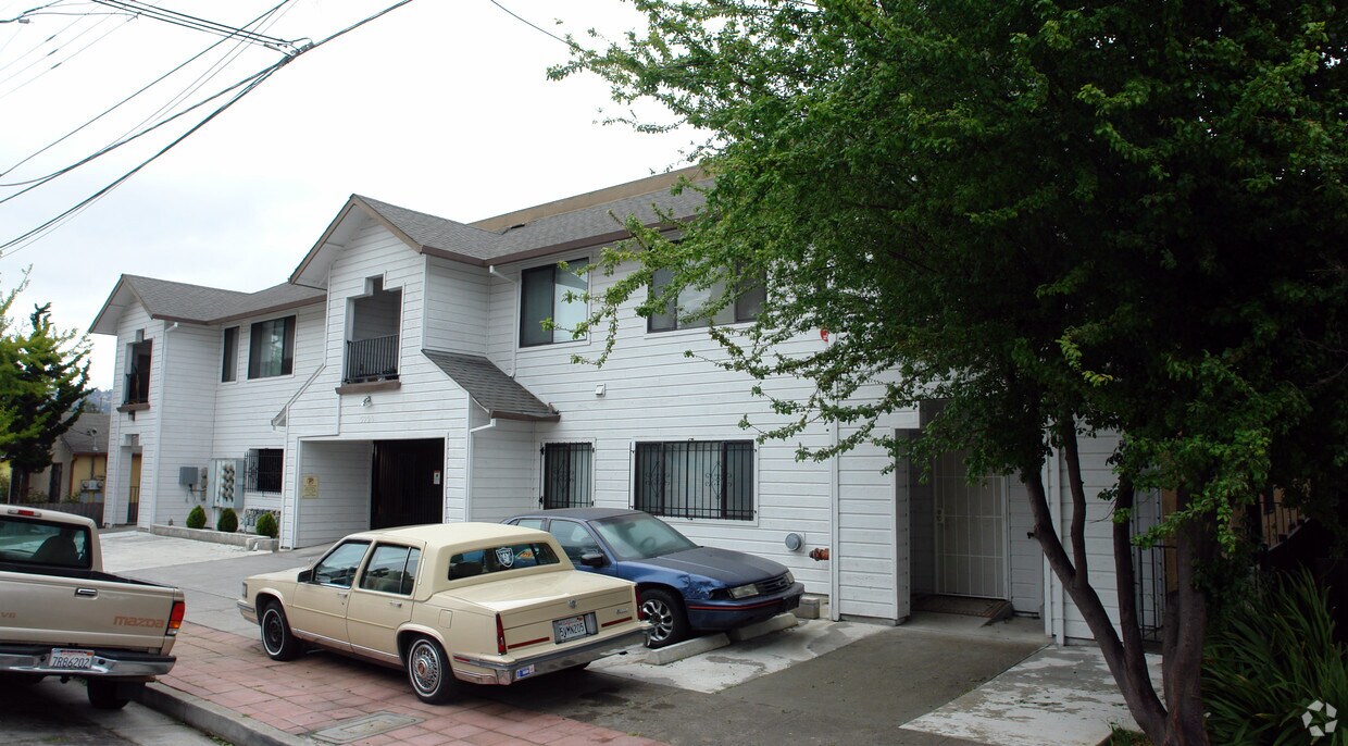 Foto del edificio - 5220 Fresno Ave