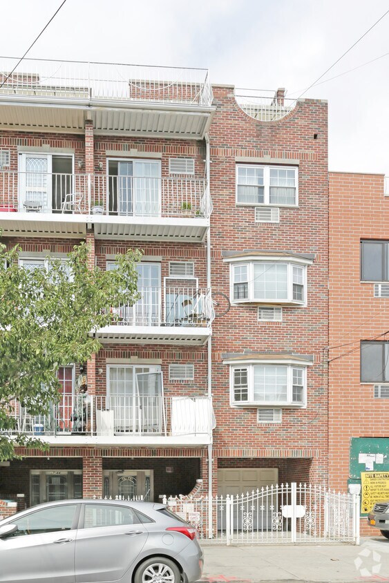 Building Photo - 37-42 108th St