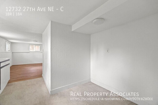 Foto del edificio - 12732 27th Ave NE
