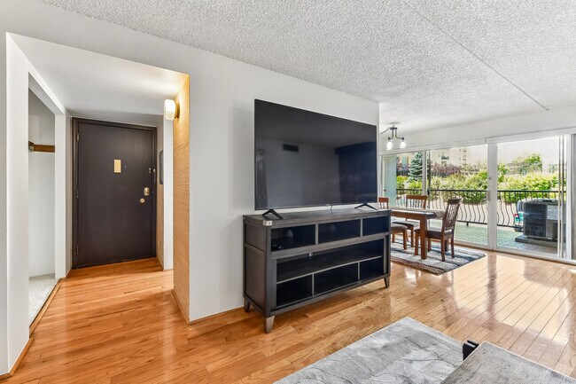 Foto del edificio - 805 29th St