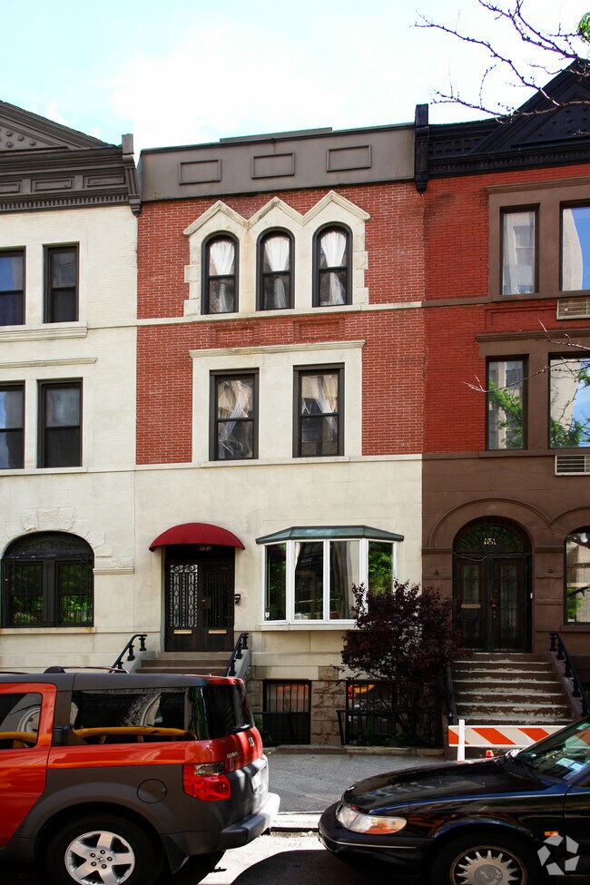 Foto del edificio - 153 W 93rd St