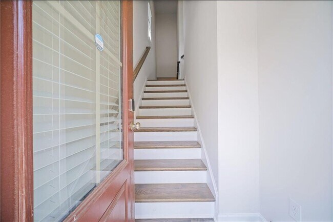 Foto del edificio - 1595 Ridgebrook Downs