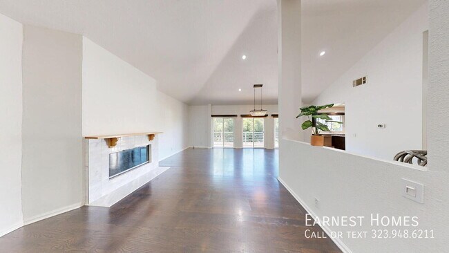 Foto del edificio - 3500 Coldwater Canyon Ave
