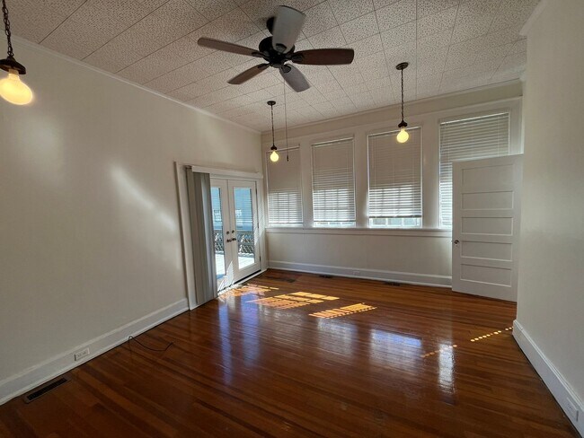 Building Photo - Stark Avenue 1310(2)