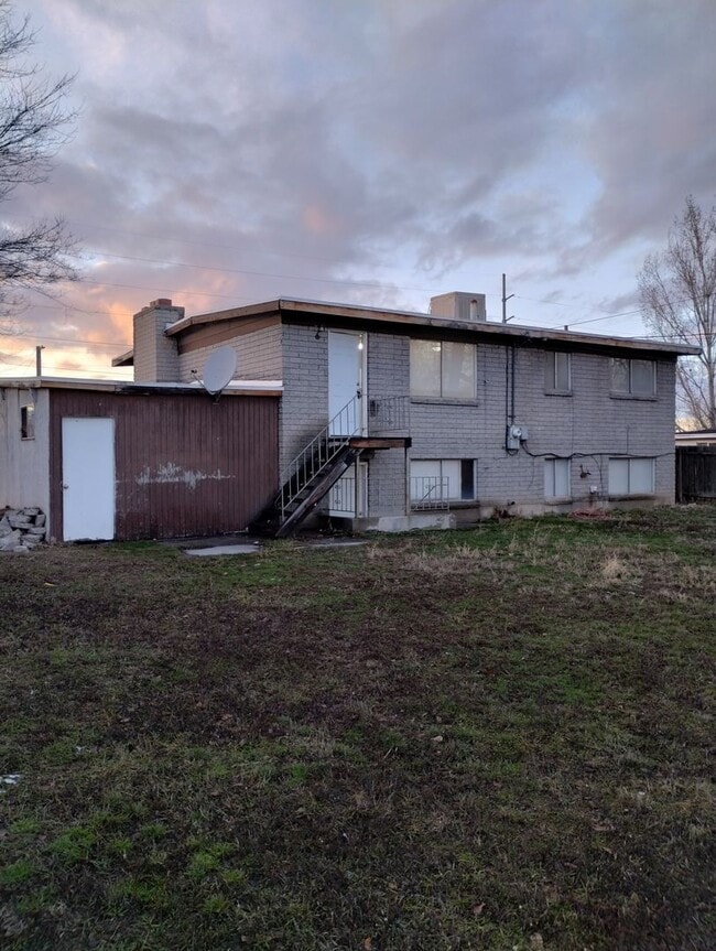 Photo - 3193 Meadowlark Dr Apartment