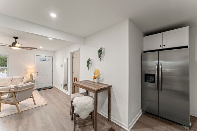 Building Photo - 3138 Harris Dr