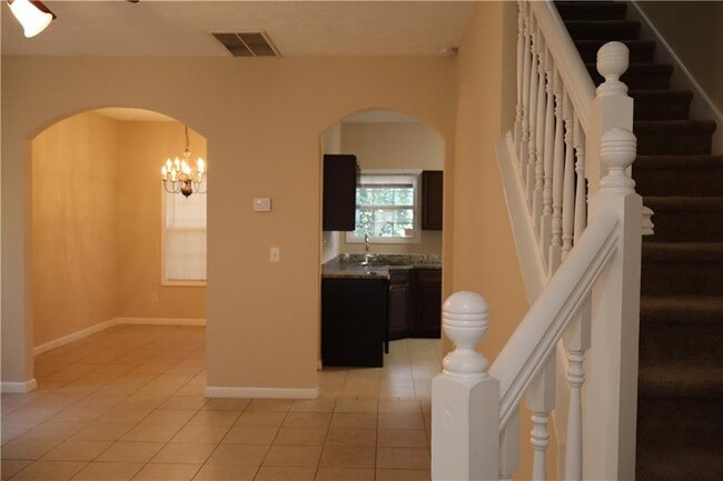 Building Photo - 176 Rivergate Ct