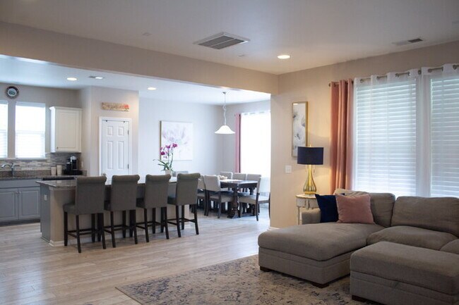 Building Photo - 1393 Wild Goose Trail