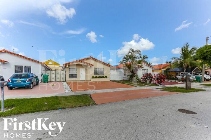 11229 Northwest 88th Avenue - House Rental in Hialeah Gardens, FL ...