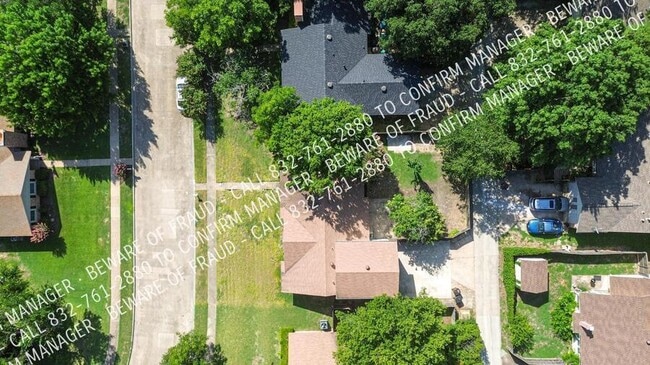 Building Photo - 1745 Crystal Way