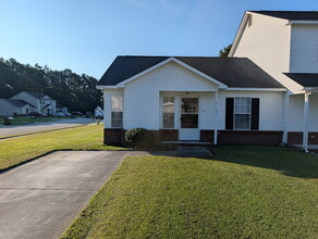 Building Photo - 1154 Pueblo Dr