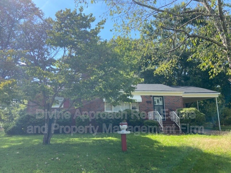 1005 Cook Dr, Sylacauga, AL 35150 House Rental in Sylacauga, AL