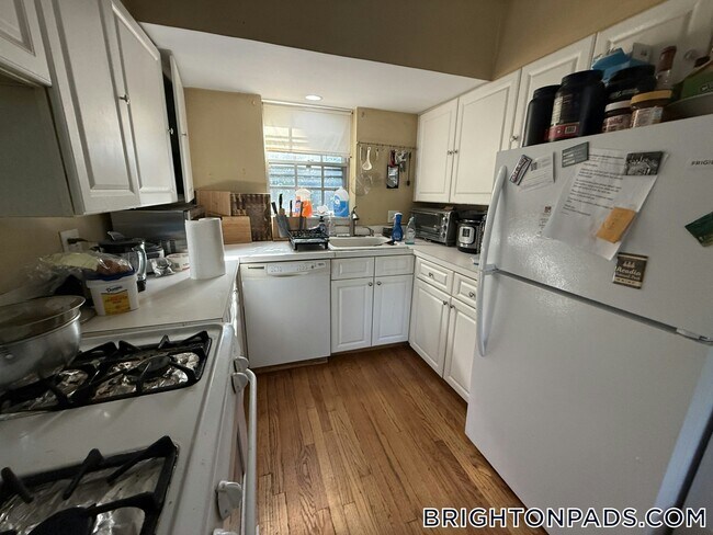 Building Photo - 47 Lake Shore Ct