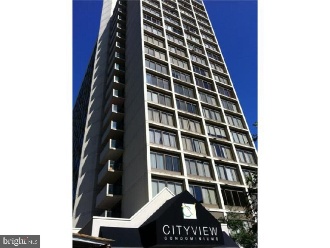 Foto principal - 2001 Hamilton St
