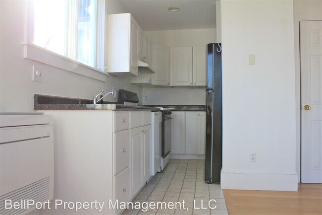 Foto del edificio - 1 br, 1.5 bath House - 32 Brackett St #1