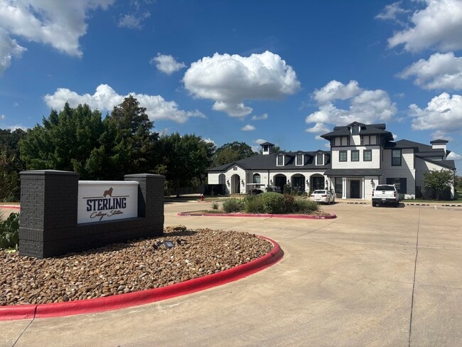 Building Photo - Sterling College Station