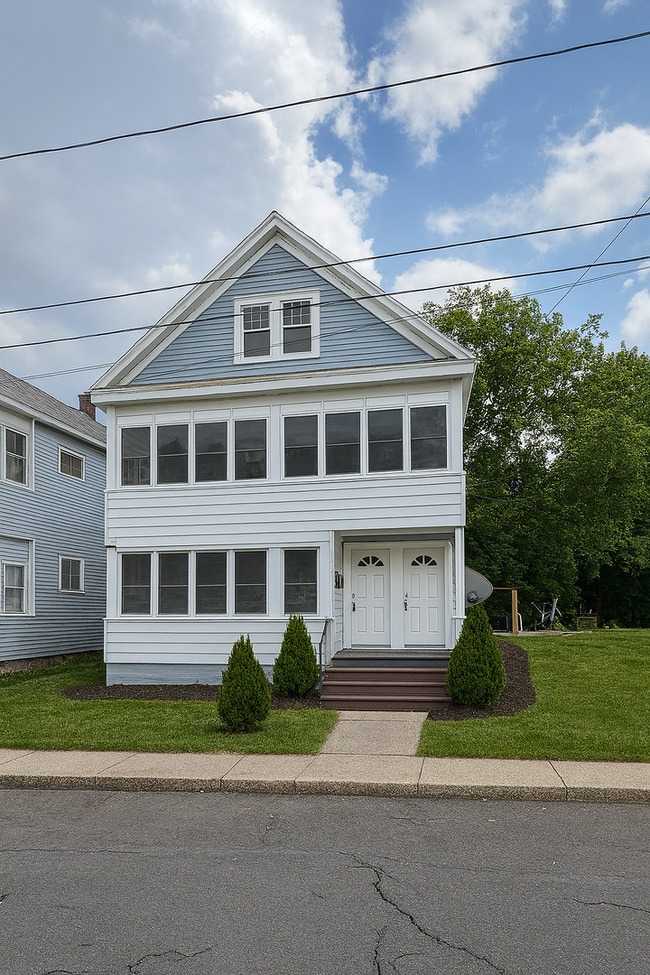 Building Photo - Eastwood Charmer – Updated 3-Bedroom with ...